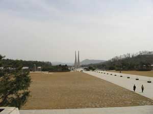 Plaza of the Nation, Independence Memorial Hall; キョレの広場、独立記念館